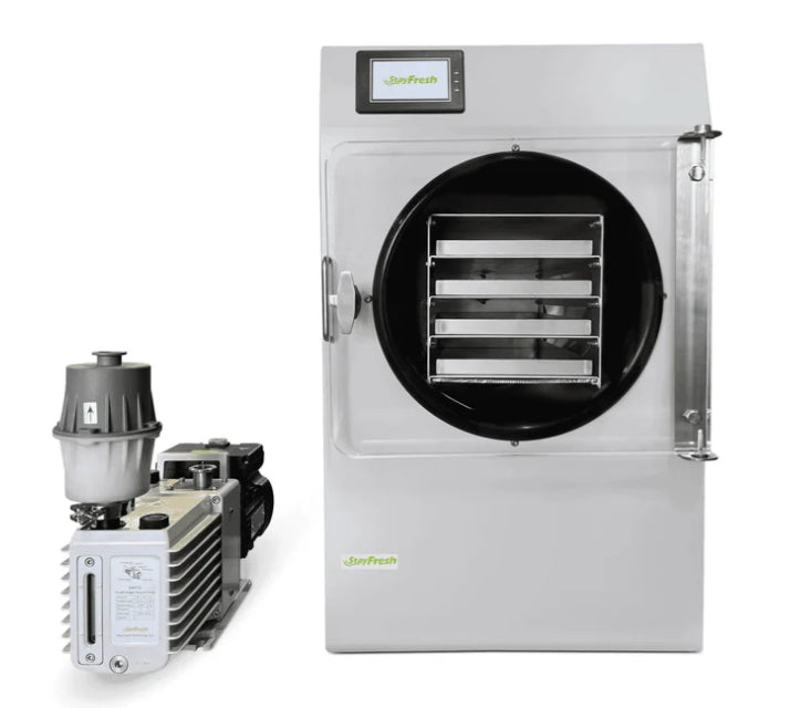 Stay Fresh Freeze Dryer with Industrial Pump (European 220V/50Hz)